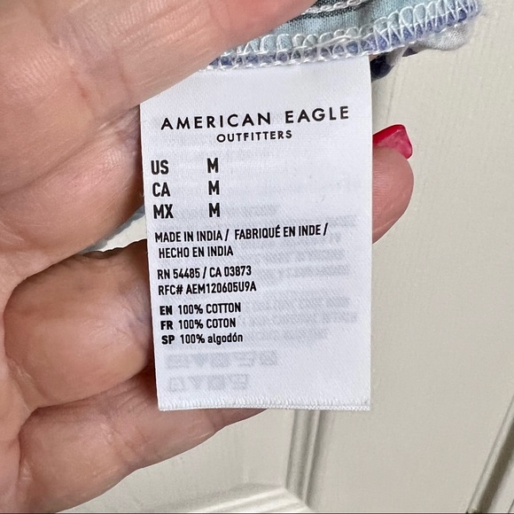 American Eagle blue plaid button up cotton top with exaggerated Peter Pan collar - Picture 5 of 7